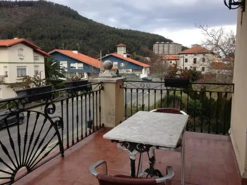 Hotel Joshe Mari