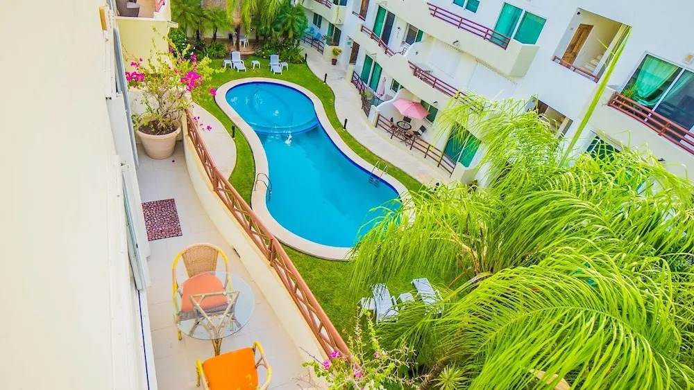 Margaritas 306 2 Bedroom Condo by RedAwning