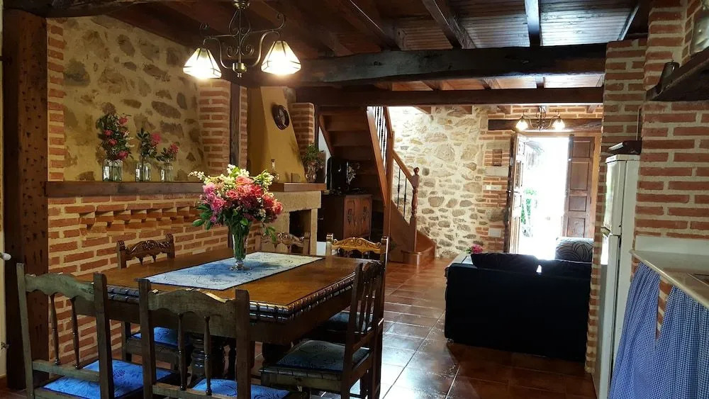 Apartamentos Rurales La Tablá