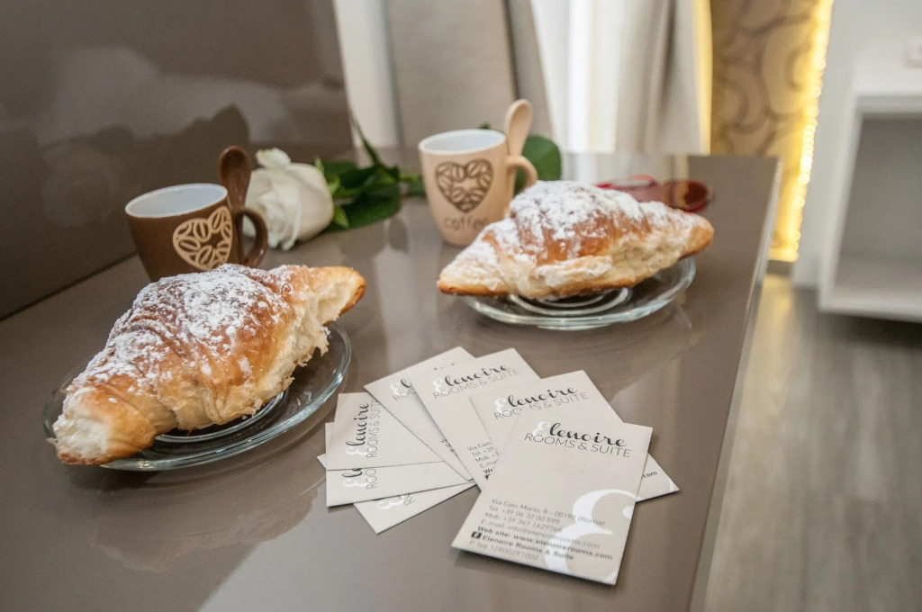 Elenoire Rooms & Suite