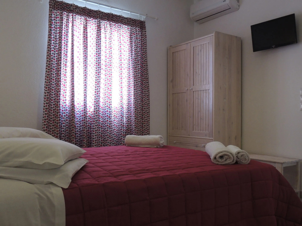 Anemos Hotel & Apartments