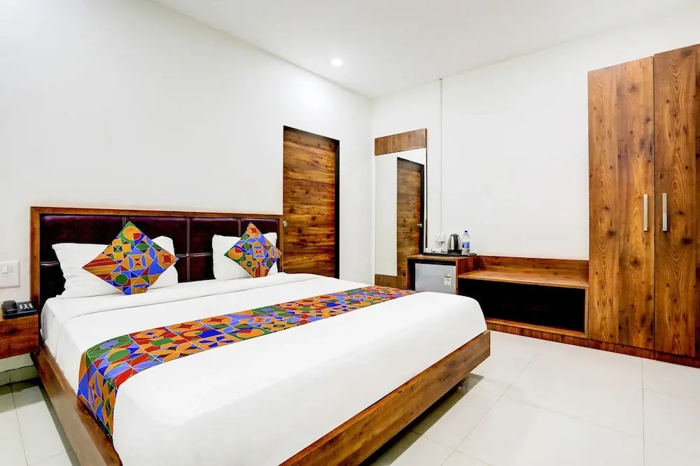 Hotel Maa Gayatri by OYO Rooms