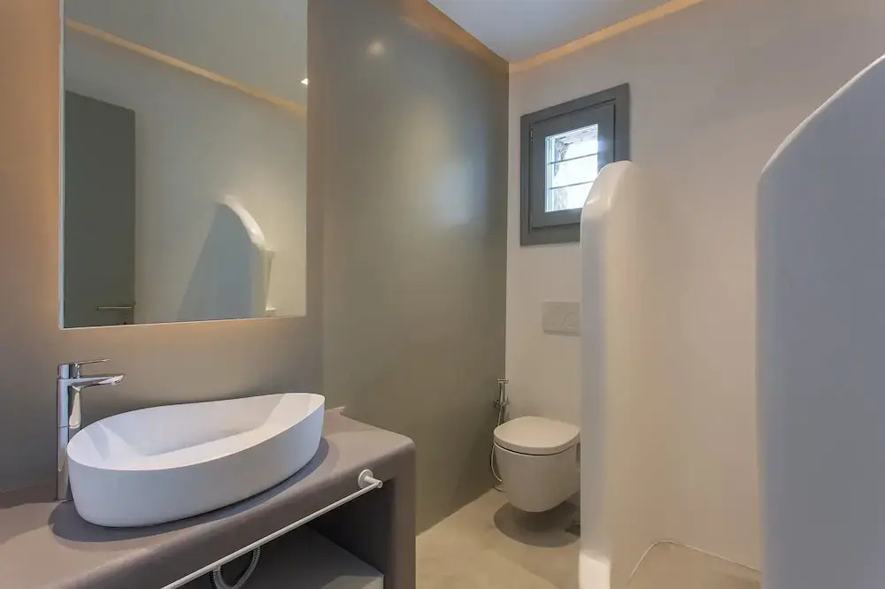 Villa Sapphire 6BR Hot Tub & Pool Ornos