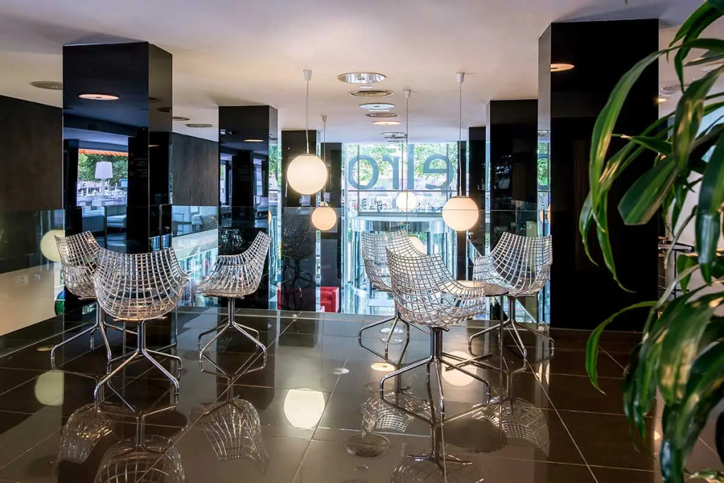 Apartamentos Roybel
