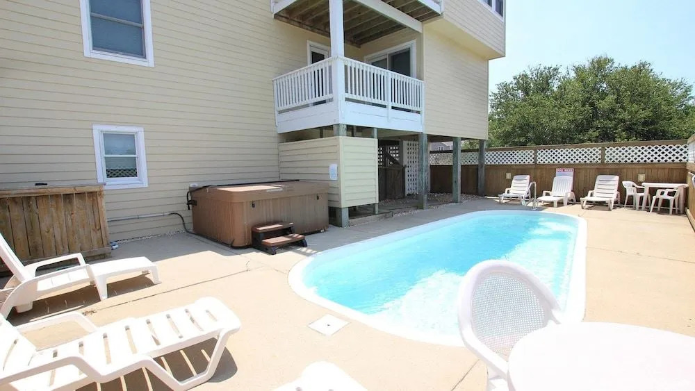 Atlantic Adventure - 6 Br Home