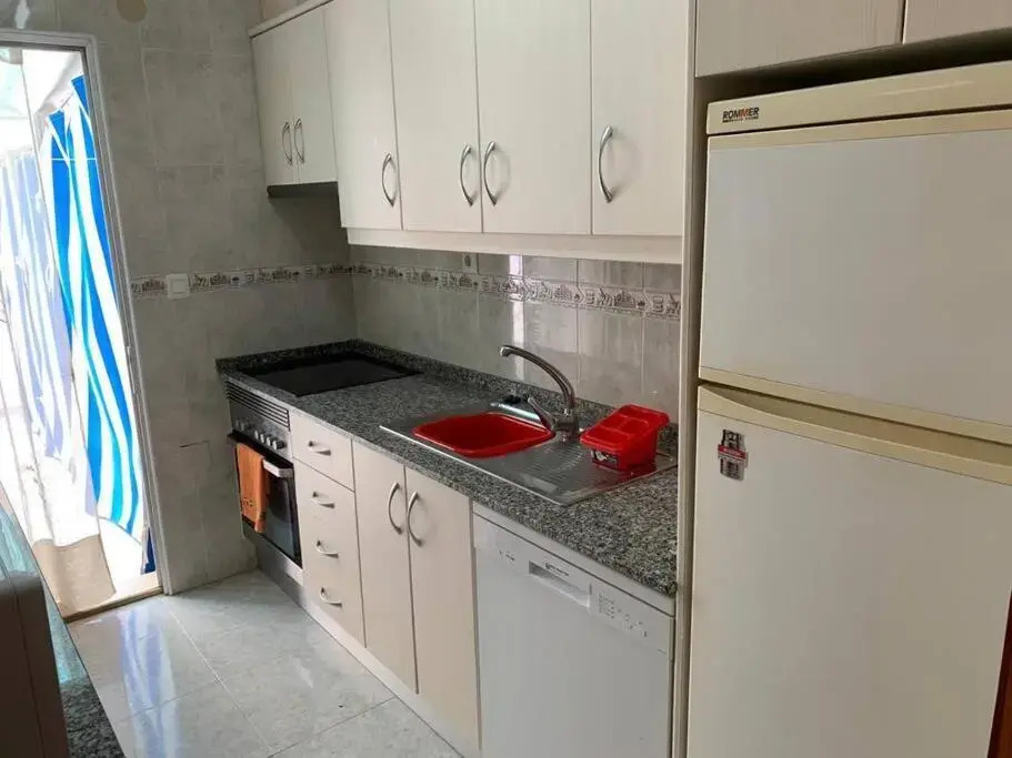 2 bed townhouse lo pagan