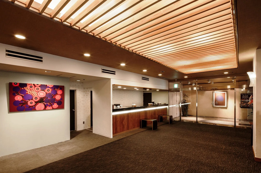 Sunsky Hotel