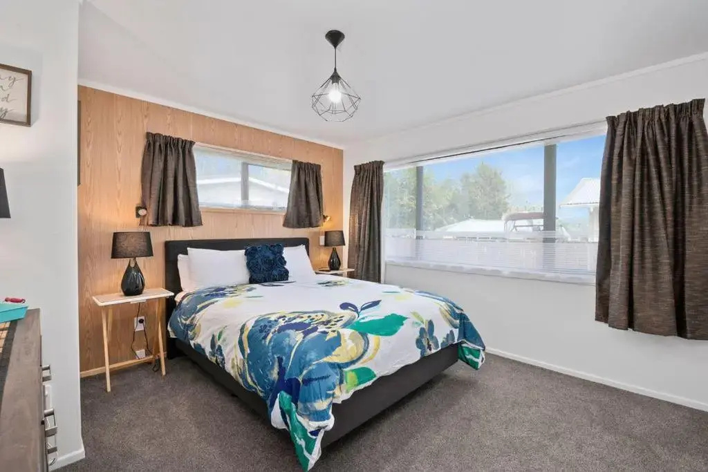 Wendy’s Bach - Taupo Holiday Home