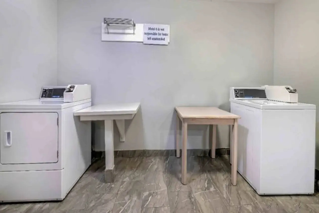 Motel 6-Fort Worth, TX - Burleson