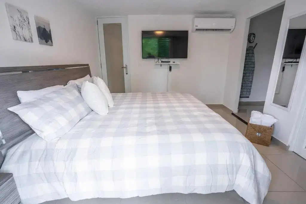 Aquaville Rentals Villa 5