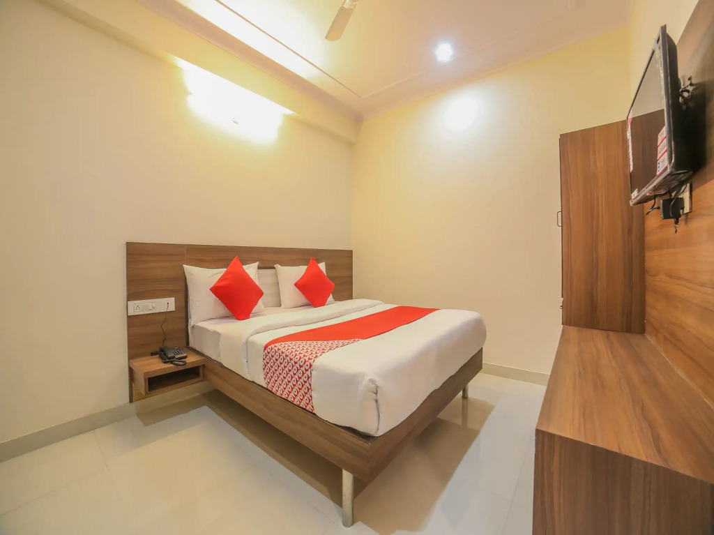 OYO 24565 Hotel Morgan