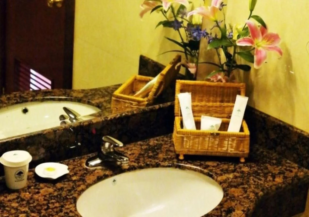 Greentree Inn Shanghai Jingan Xinzha Road Business Hotel