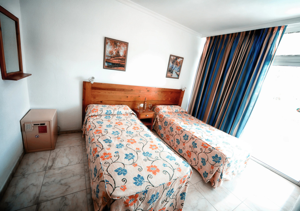 Apartamentos Montemar