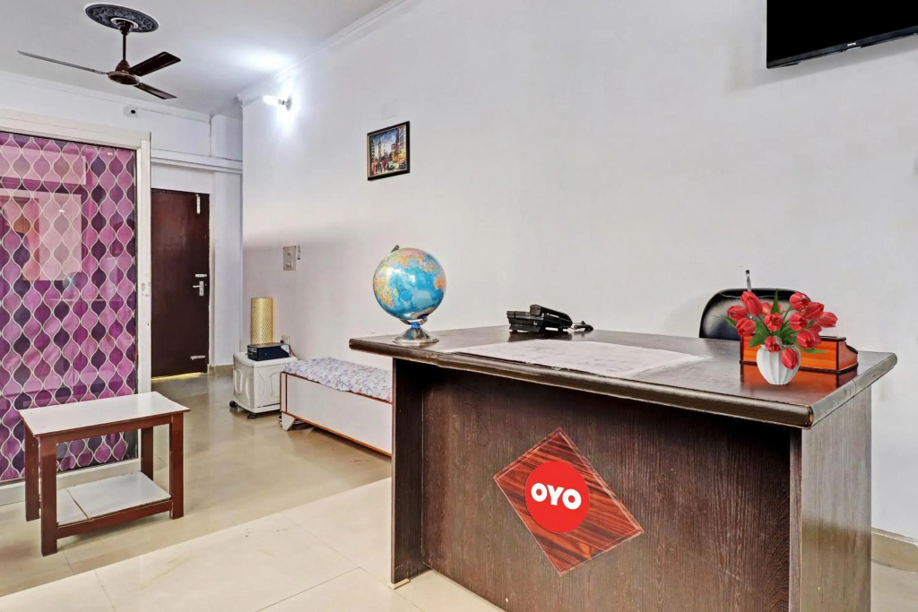 OYO Flagship 80502 Hotel 7 Days Homestay