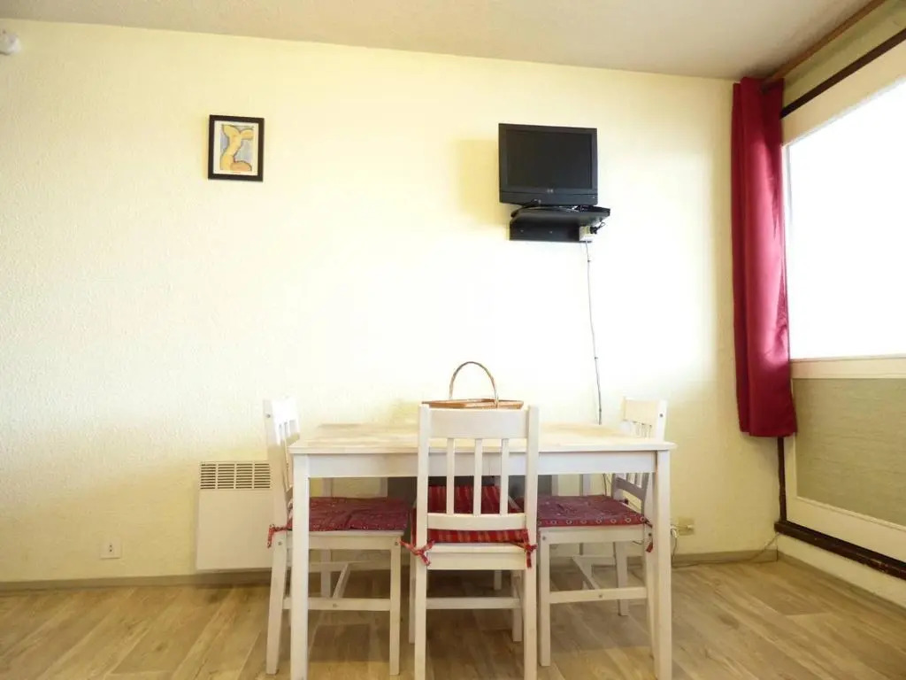 Appartement Arette, 1 pièce, 4 personnes - FR-1-602-45