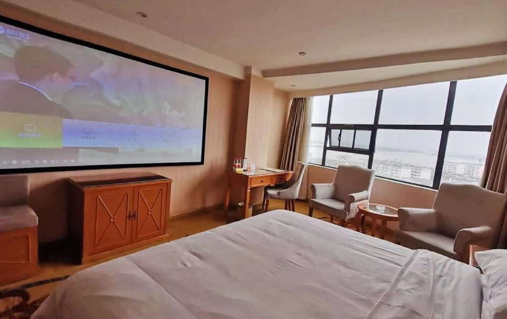 Vienna International Hotel Zhangshu Site