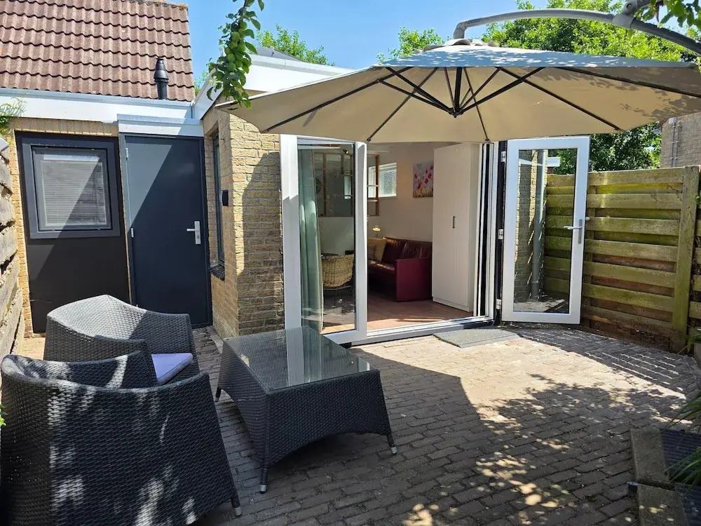 Charming and Cozy Furnished 2-person Studio Apartment