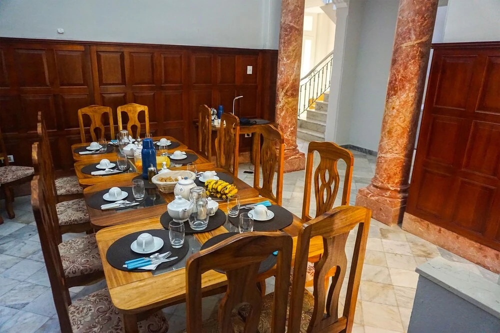 Villa Azurea 7 rooms Vedado