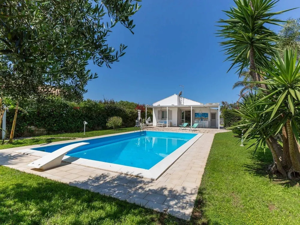 Modern Villa in Scicli Italy with Swimming Pool
