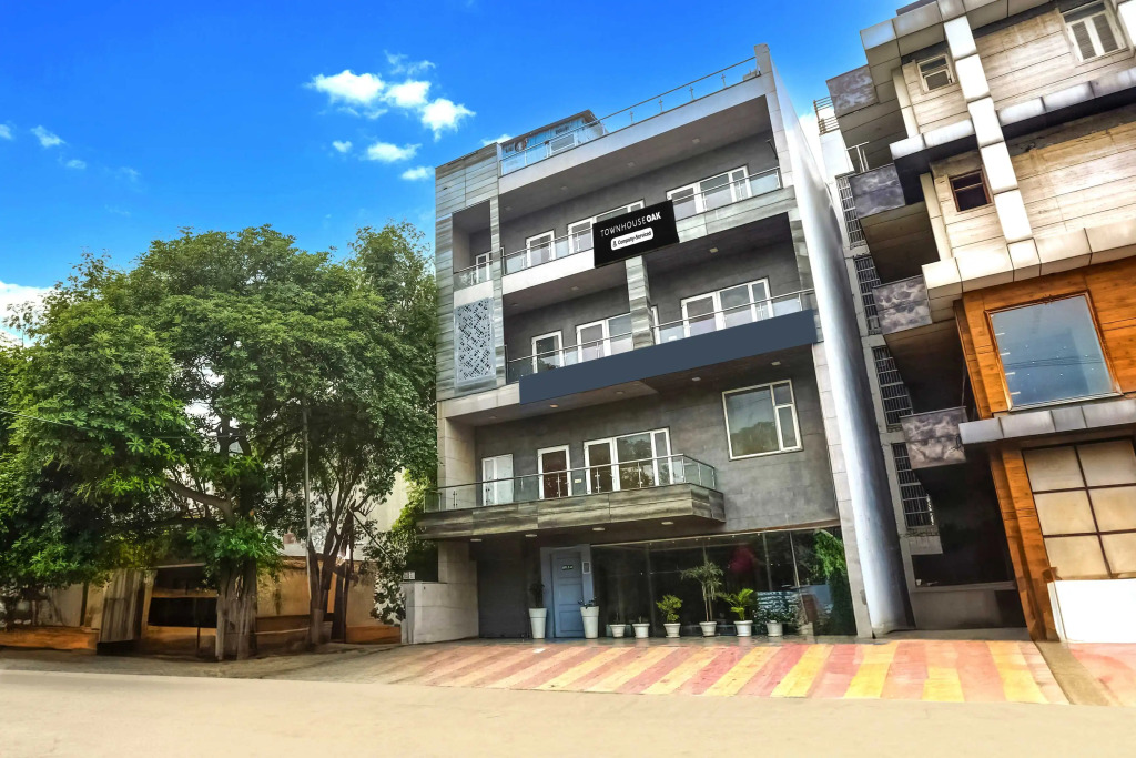 Townhouse Oak Iskcon Temple Rohini