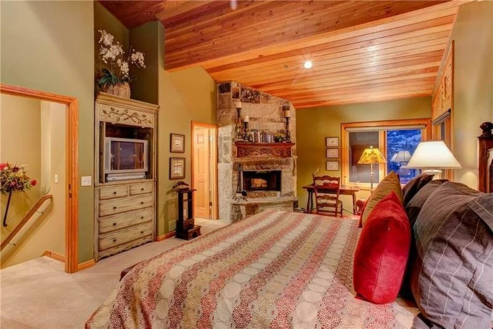 Twin Pines
