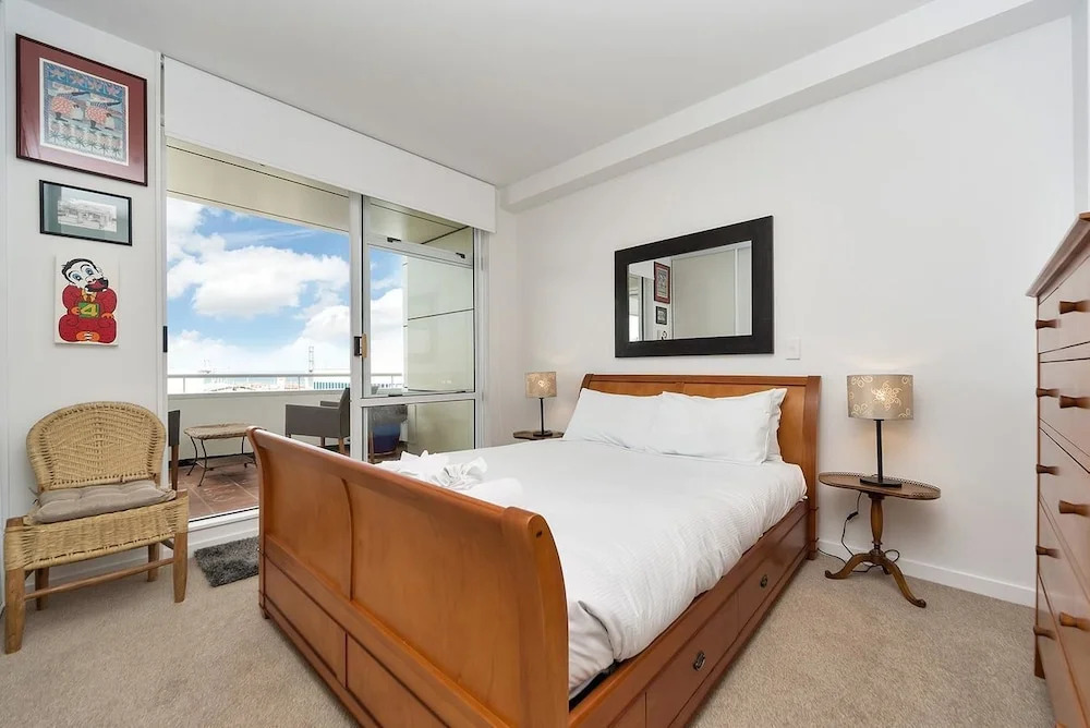QV Quiet & sunny 2 Bedroom Apartment - 625