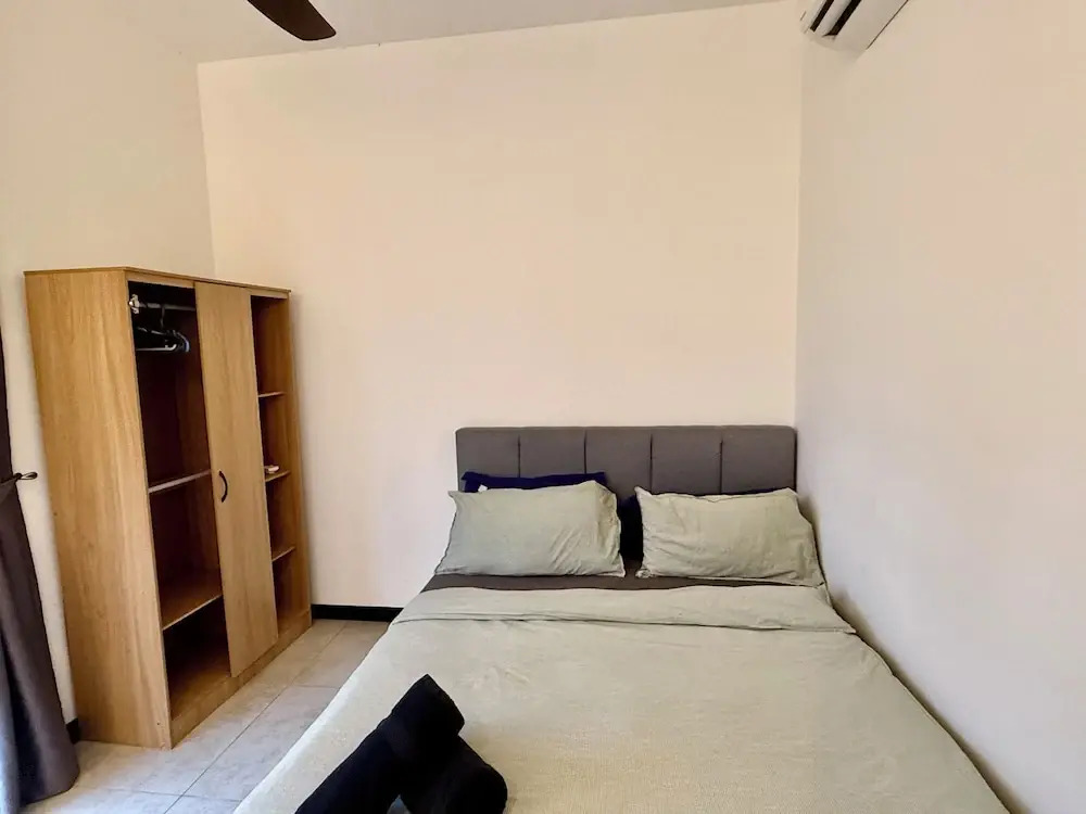 Neu Suites Service Apartment