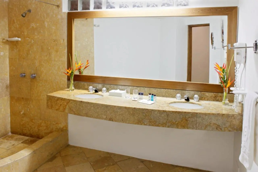 Hotel Oceania Cartagena