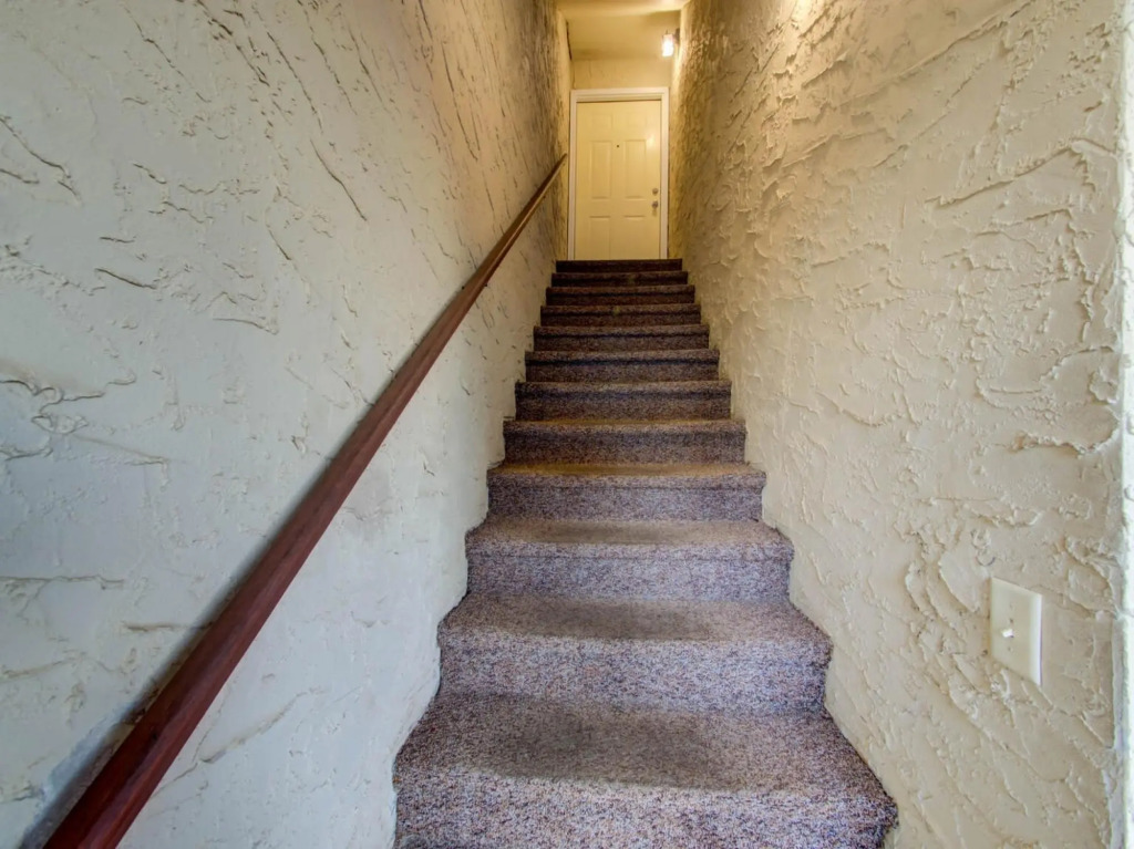 Two bedroom, two and half bath condo walking distance to The Hangout