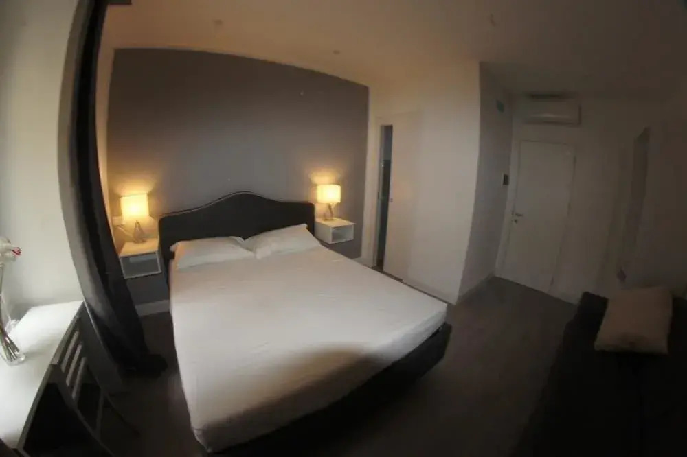 Rhome Guest House