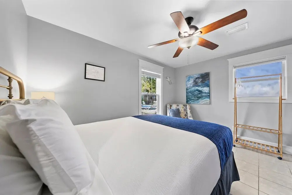 Resort Feel Home, Private Pool,spa,hammocks. Beach,owa,wharf-15min, 5 Bedrooms