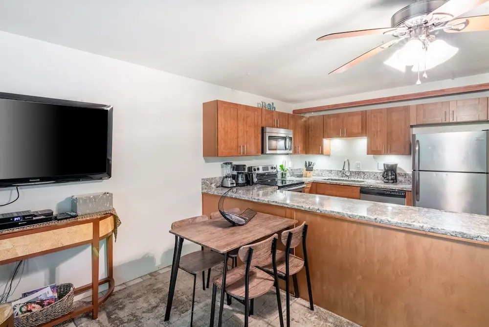 Maui Amazing 1 BR condos at Kihei Kai Nani - 230 condo
