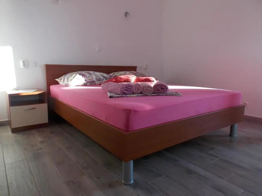 Tranquil Villa in Podstrana near Mutogras Beach