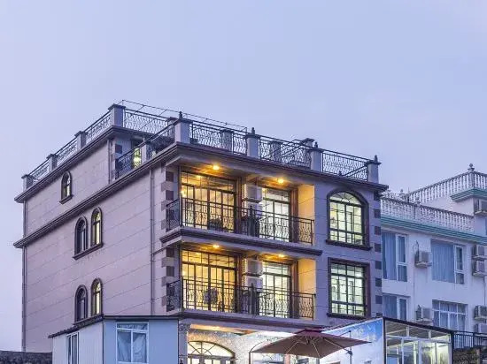 Halou Homestay