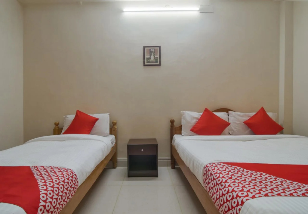 OYO Flagship 17297 Kathir Palace