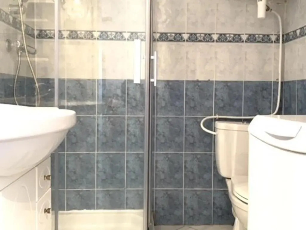 Appartement Balaruc-les-Bains, 1 pièce, 4 personnes - FR-1-503-37