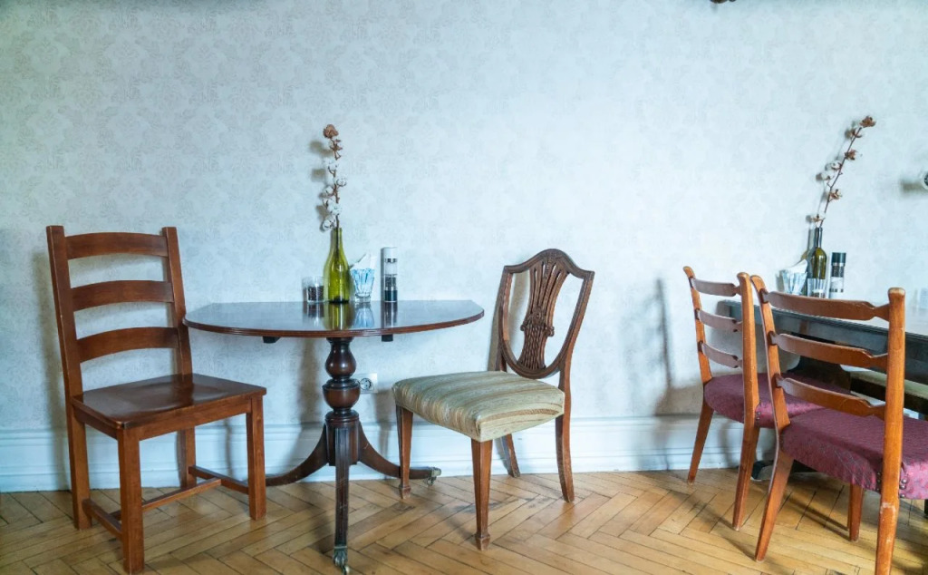 Отель Godart