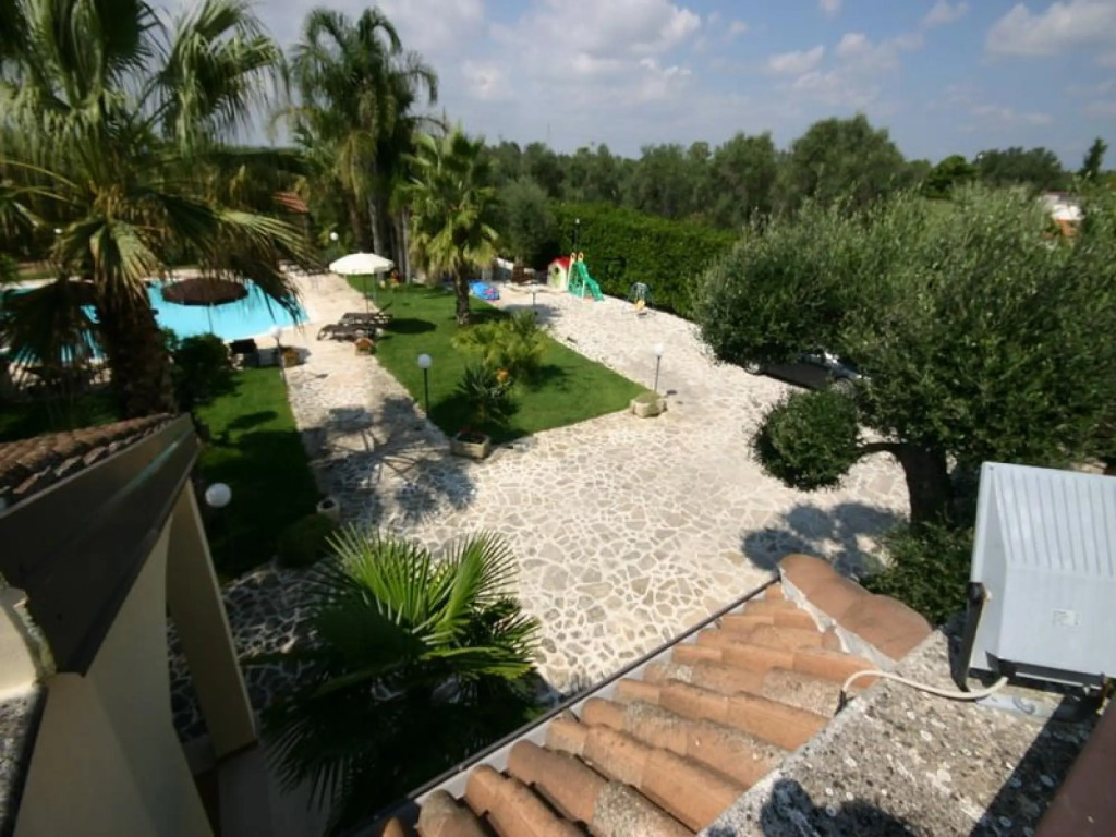Villa with Private pool in Oria-Villa Chiara