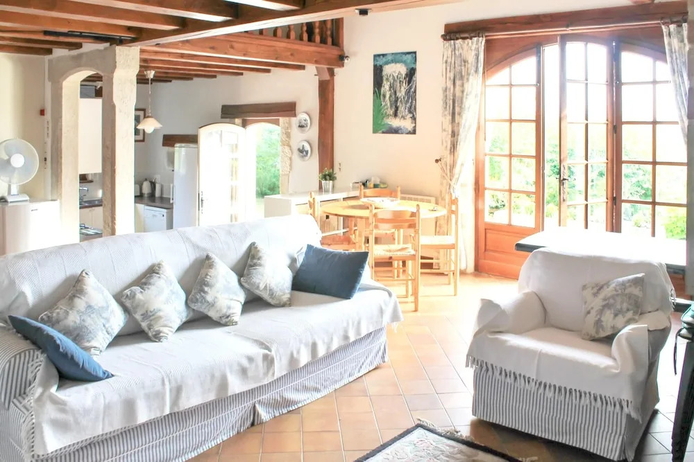 House With 2 Bedrooms in Bruniquel, With Private Pool, Furnished Garde
