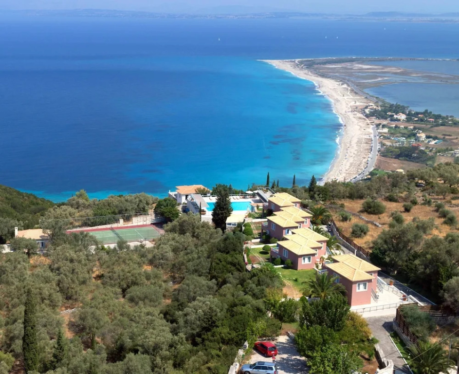Mira Resort