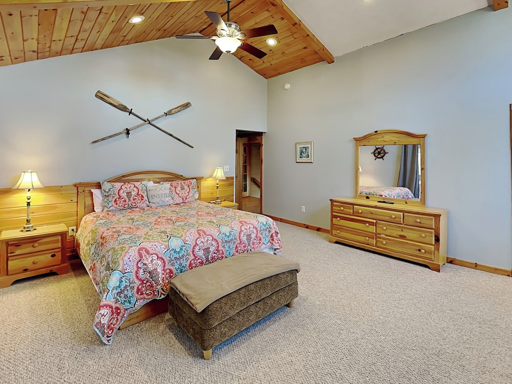 Sunkissed Lodge