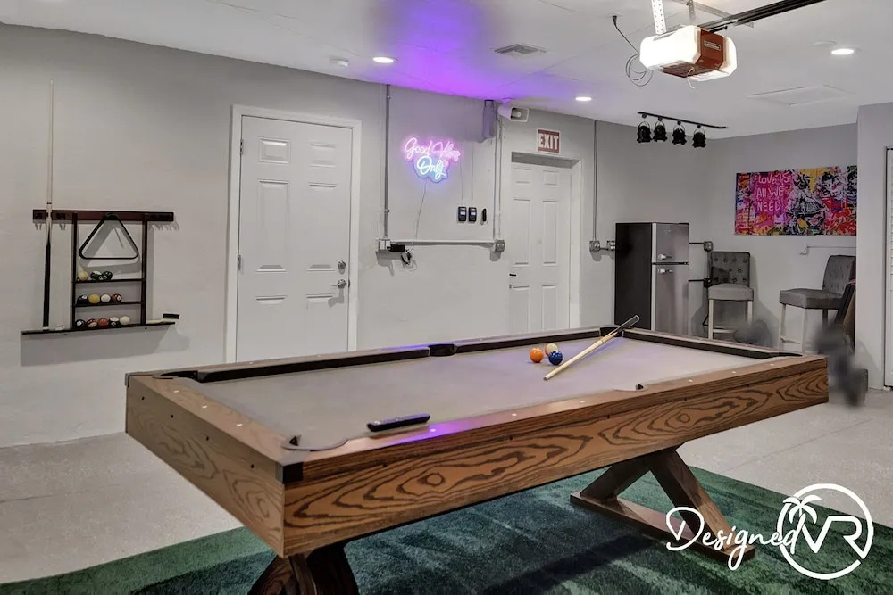 8BR Family Resort with Pool & Playground