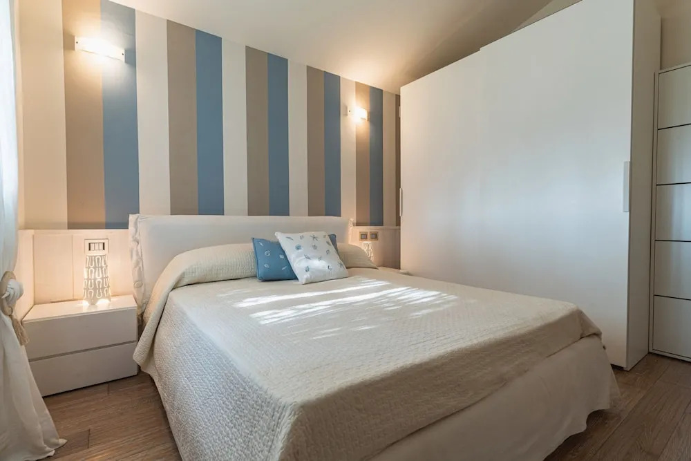 Villa Blue Sphere with Pool by Wonderful Italy