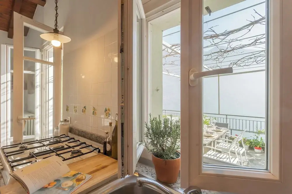 Giuliano's House - Amazing Lake View by Rent all Como