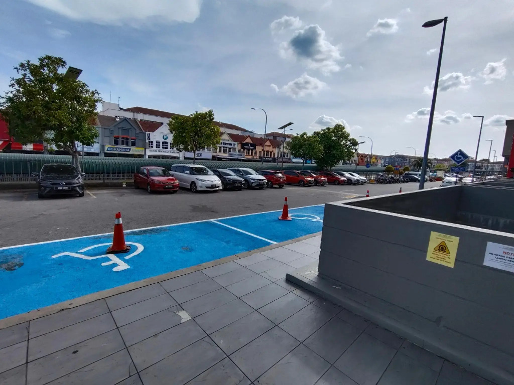 Bangi Business Hotel