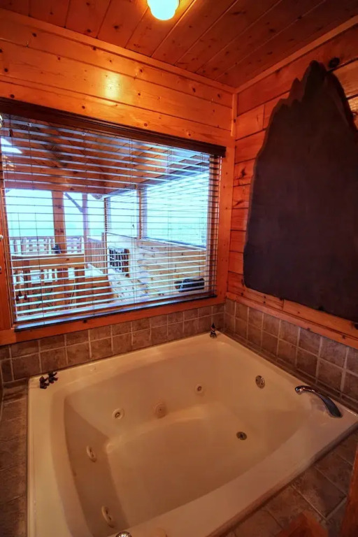 Birdnest Way Cabin 1258 - 2 Br cabin by RedAwning