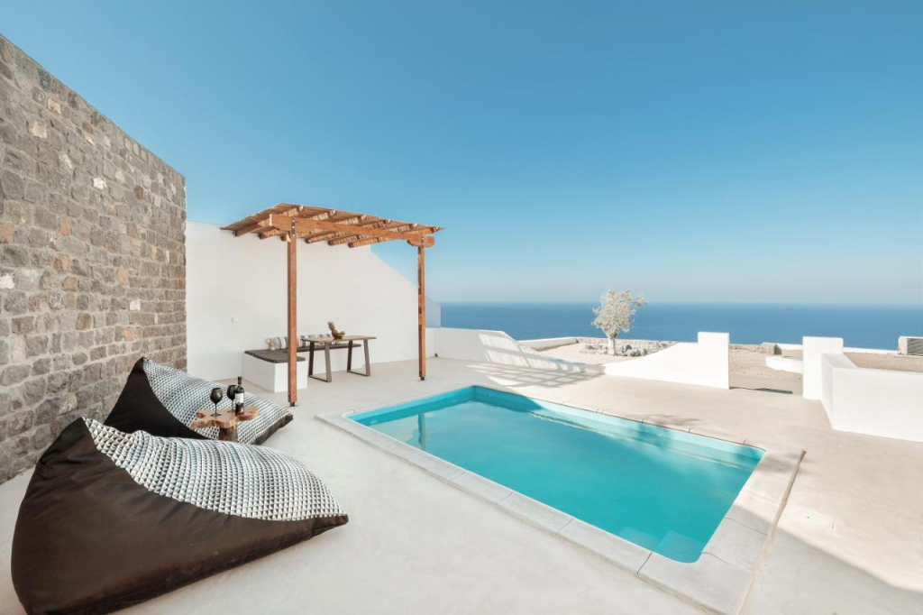 Oyster Luxury Suites
