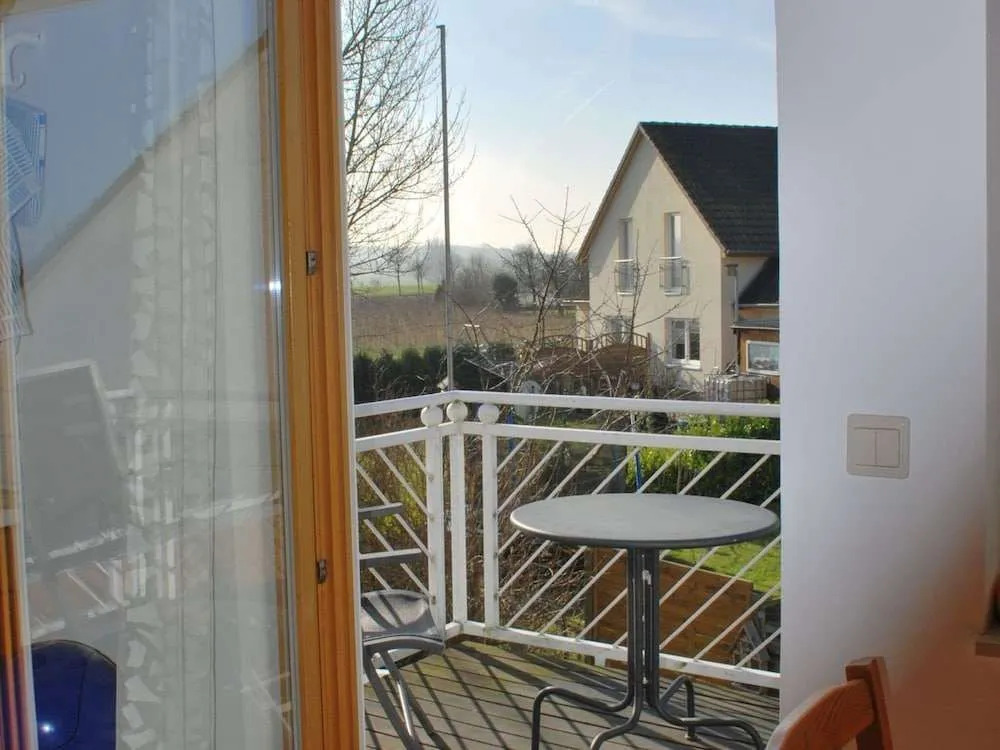 Tranquil Apartment in Ostseebad Kühlungsborn near Sea Beach