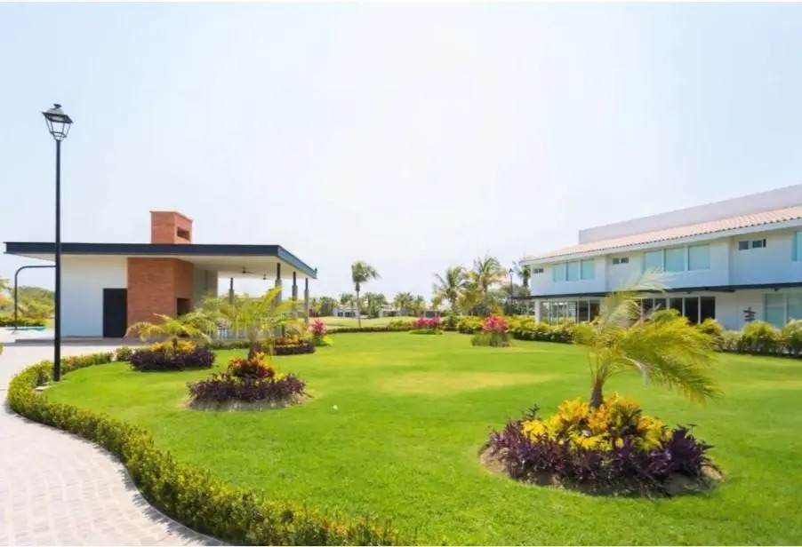 New beautiful house in El Tigre, Golf Club, Punta Cala 205
