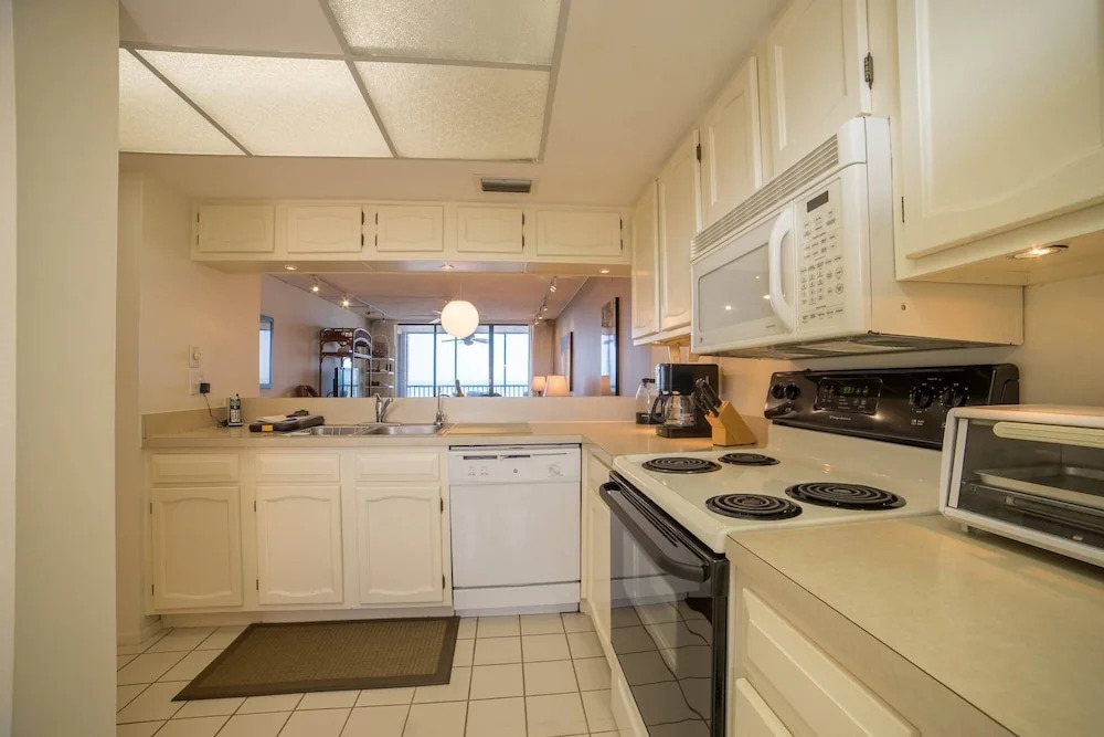 Shamron Beach Condo 507